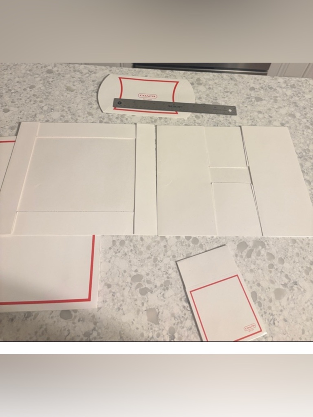 New Lot of 4 COACH gift boxes, various sizes, never used or assembled. - Picture 10 of 13